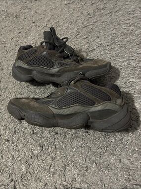 Black adidas Yeezy 500